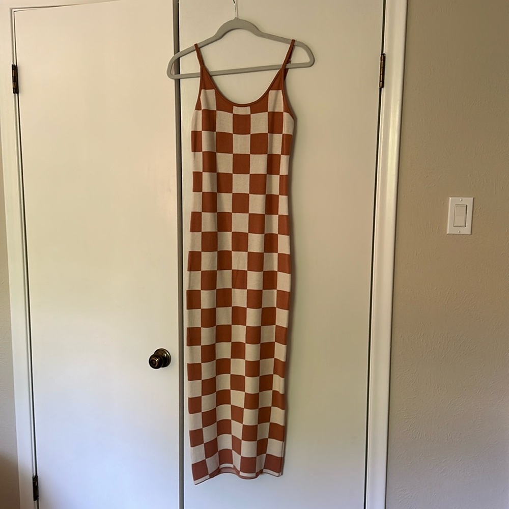 Checkered Knit Maxi Dress